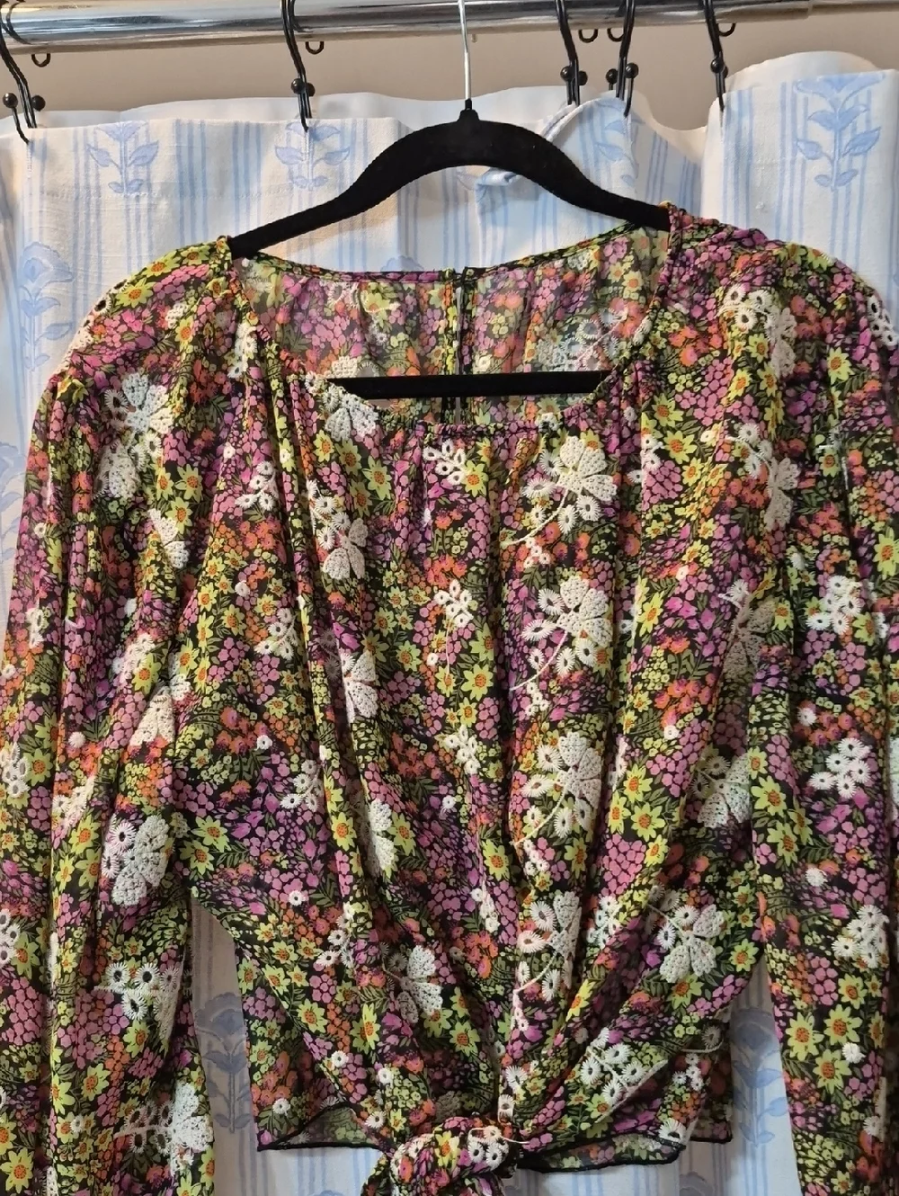 Leydon Floral semi sheer lace cropped tie Citron Ditsy Boho Blouse Sz L